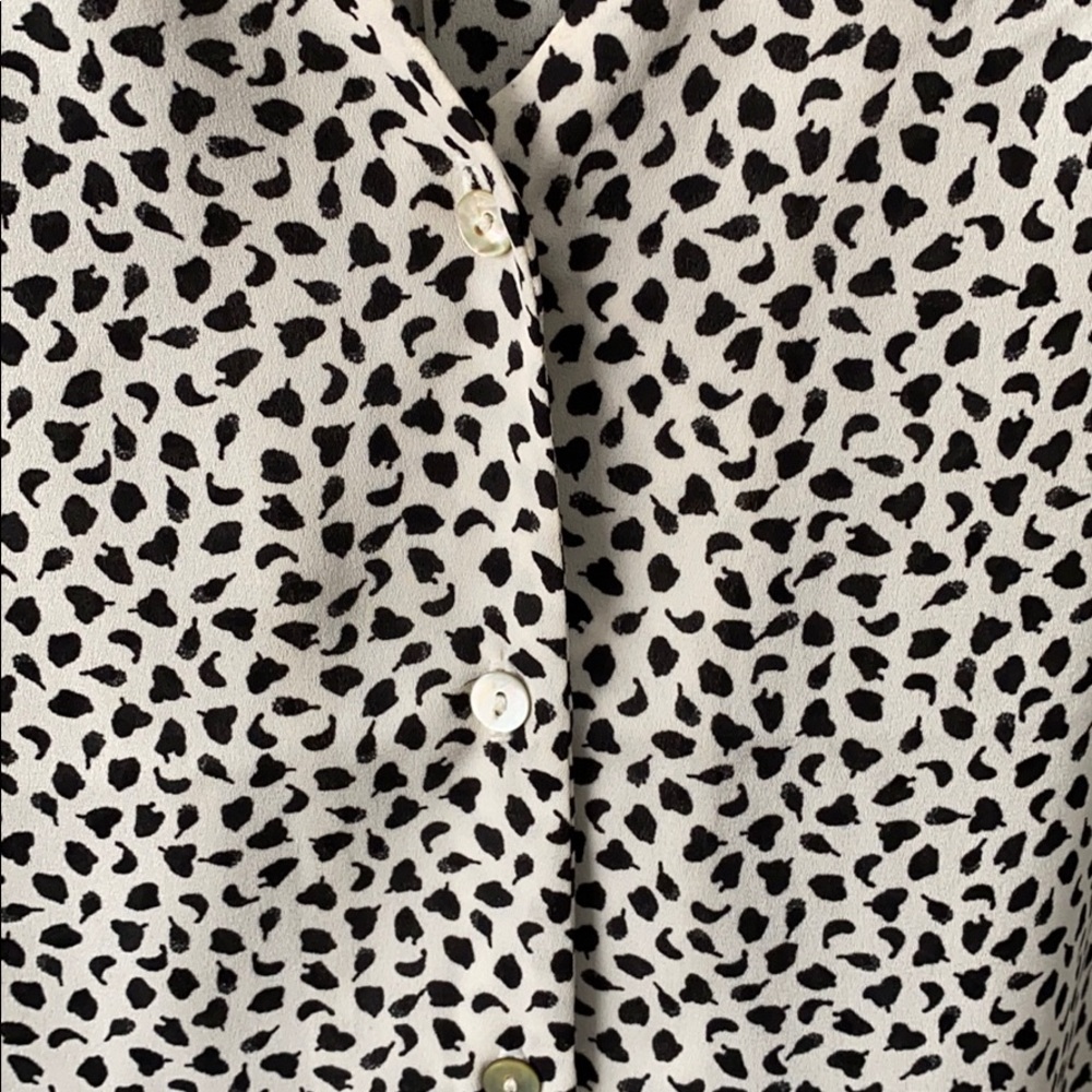 black & white patterned top! ๐ค๐ค - Picture 4 of 5